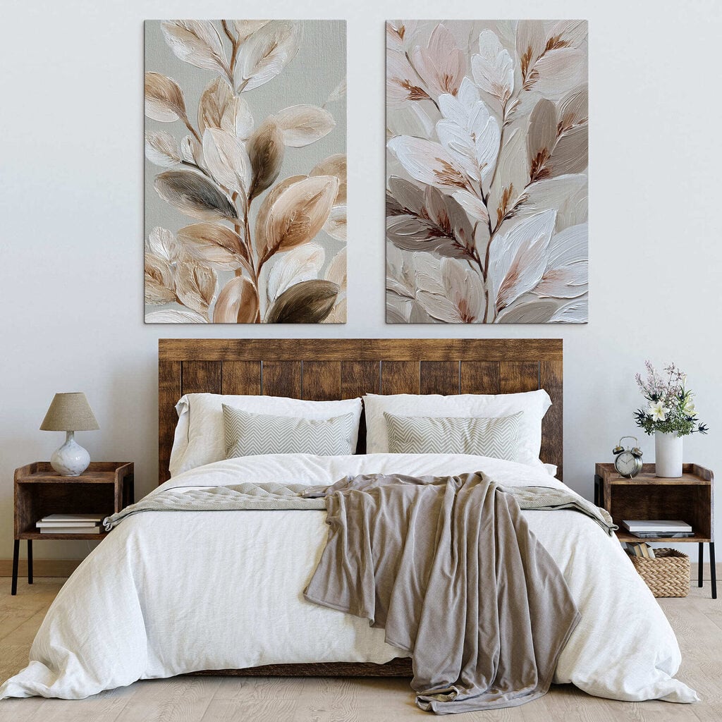 Delicate leaves in soft tones